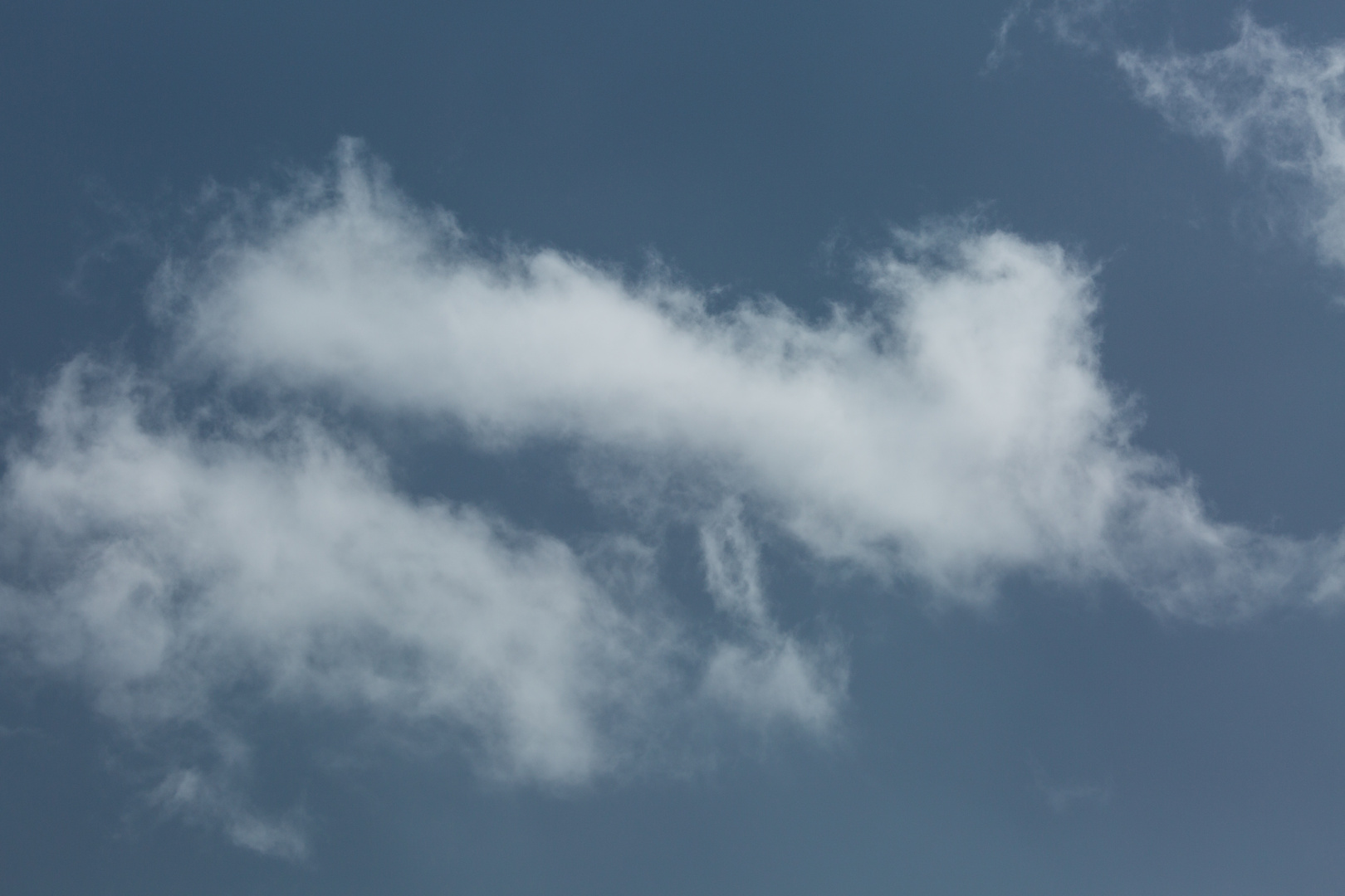 Gewitter: Wolkenhimmel, sobald man wieder in die Weite sieht