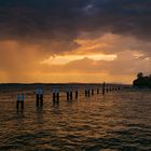 Gewitteraufzug über dem Bodensee bei Sonnenuntergang