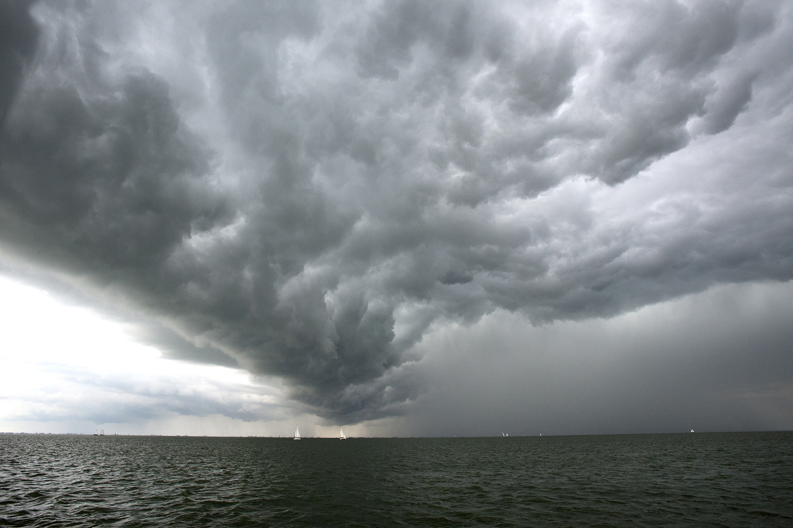 Gewitterfront Nr.2 - Ijsselmeer