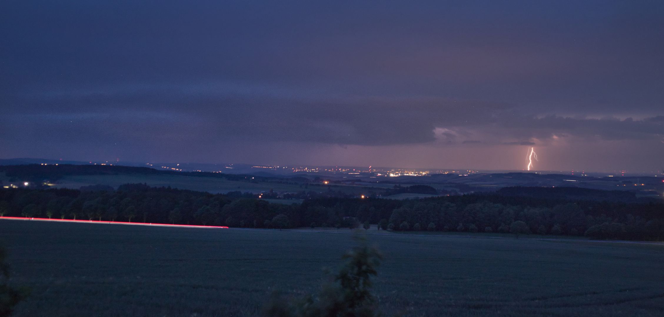 Gewitterfront über dem Erzgebirge Panorama