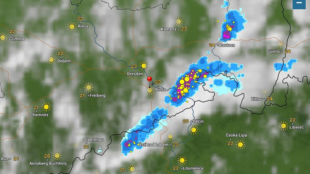 Gewitterfront11.08.  12 Uhr