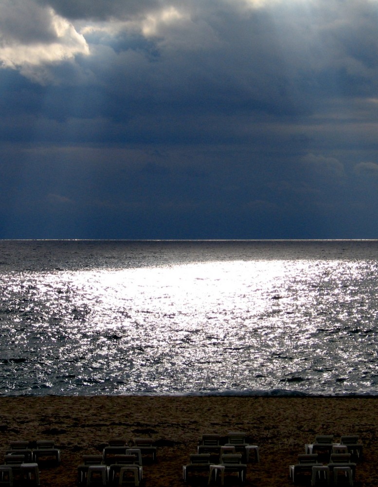 Gewitterhimmel am Strand von Rhodos