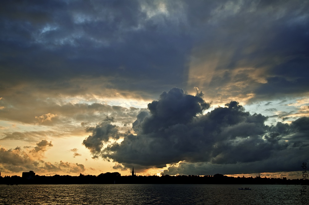 Gewitterhimmel über Hamburg