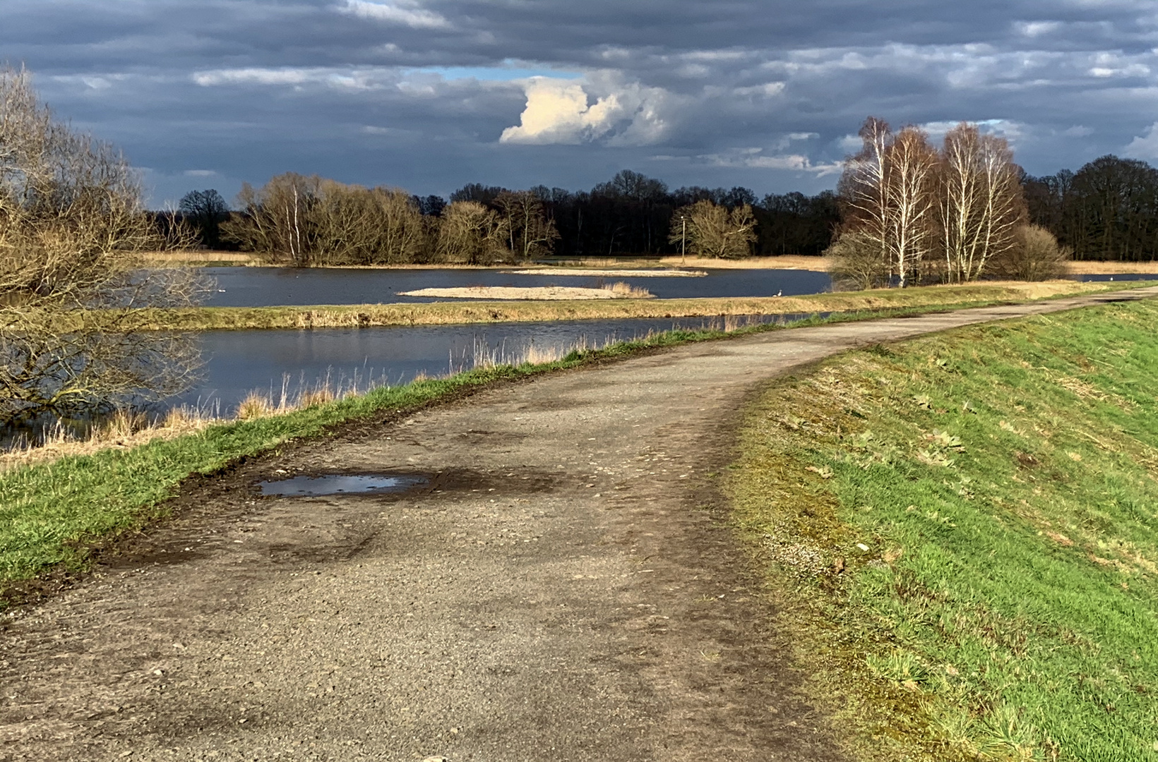 Gewitterstimmung am Steinhorster Becken