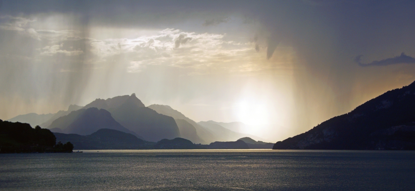 Gewitterstimmung am Thunersee