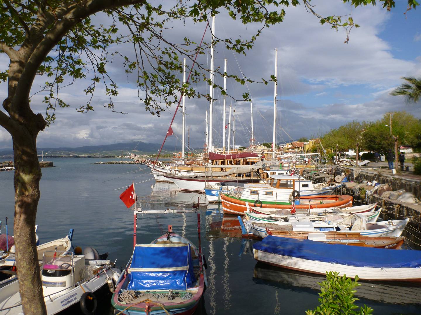 Gewitterstimmung im Hafen