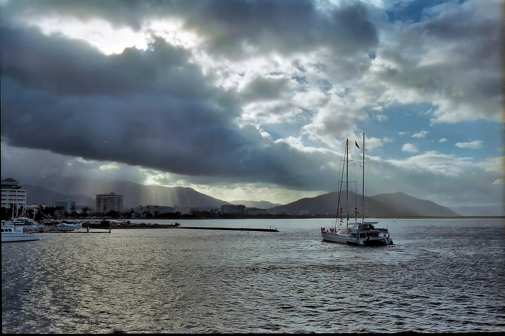 Gewitterstimmung vor Cairns