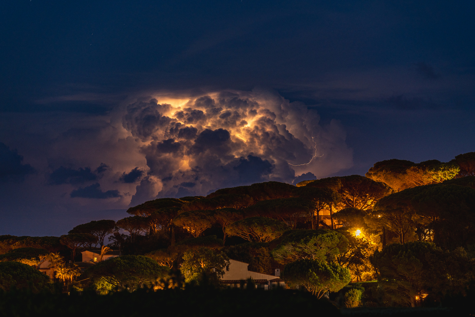 Gewitterwolke über Südfrankreich