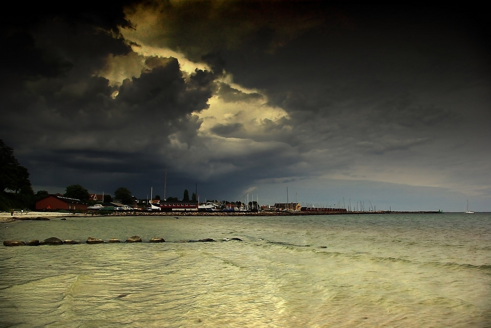 Gewitterwolken Foto & Bild | landschaft, meer & strand, brandung Bilder