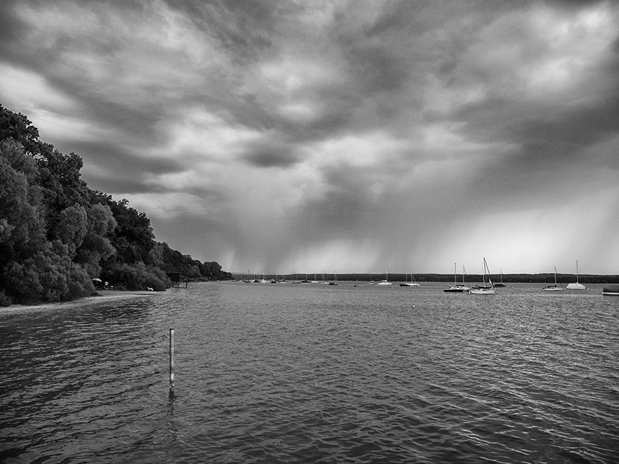 Gewitterwolken am Ammersee