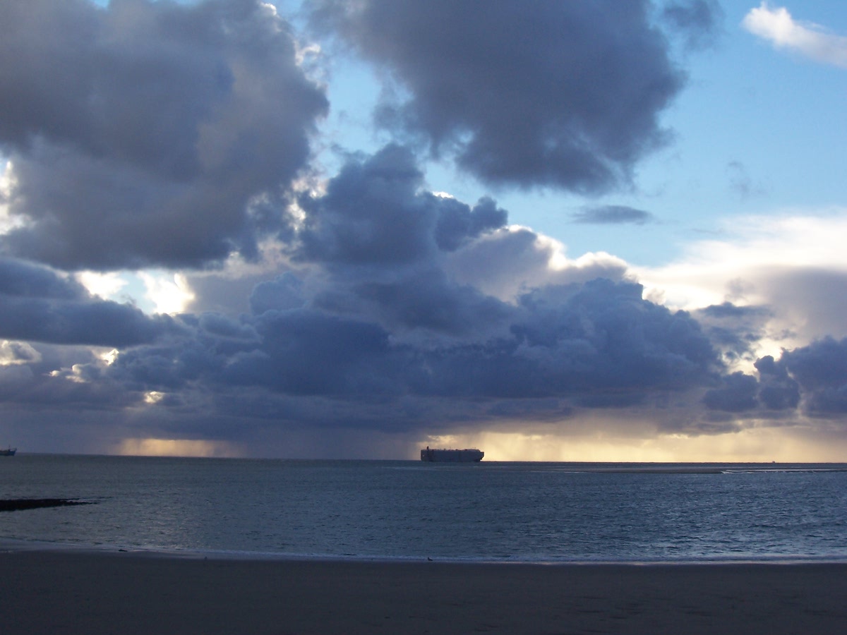 Gewitterwolken an der Nordsee