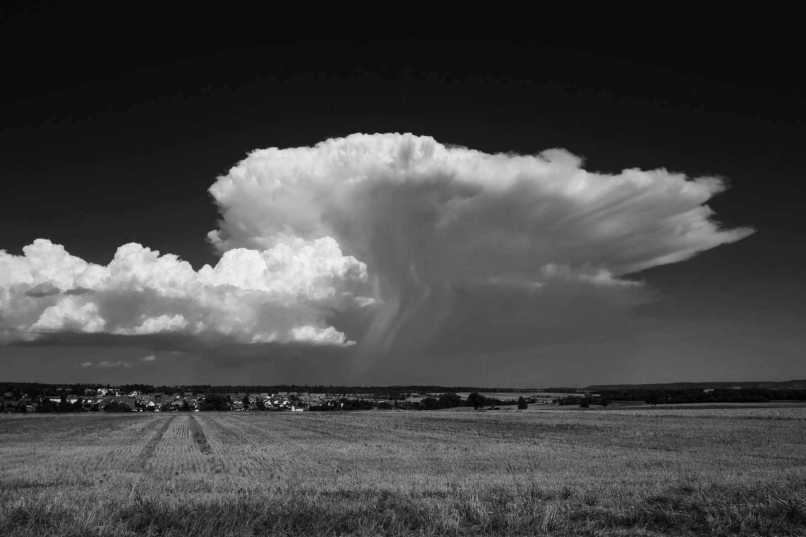 Gewitterwolken Foto & Bild | wolken, natur, landschaft Bilder auf