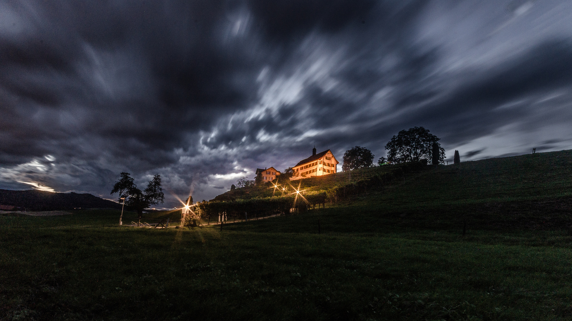 Gewitterwolken in der Nacht HDR