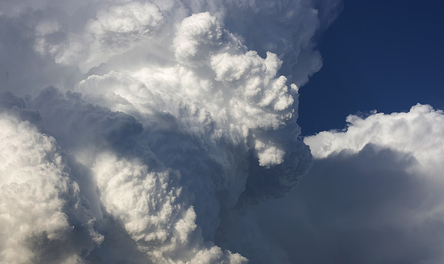 Gewitterwolken nach dem Hagelschauer