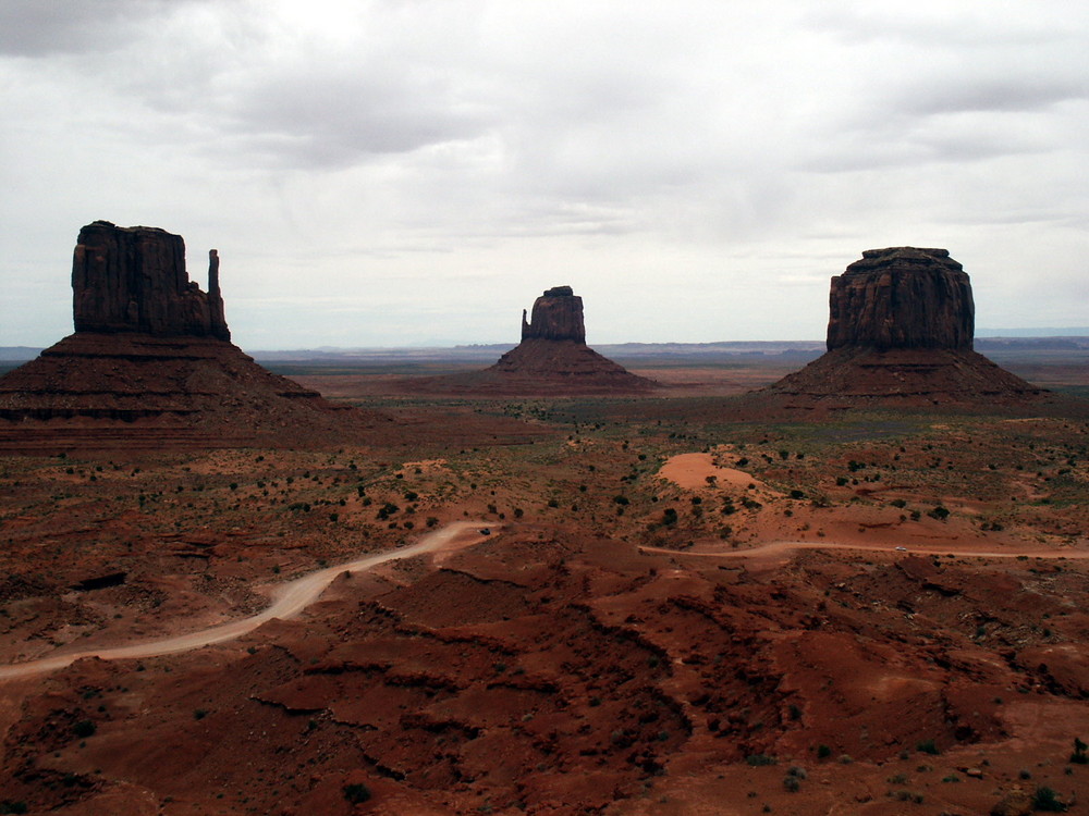 Gewitterwolken über dem Monument Valley