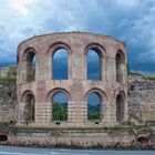 Gewitterwolken über den Kaiserthermen