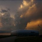 Gewitterwolken über der Arena