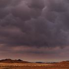 Gewitterwolken über der Namib