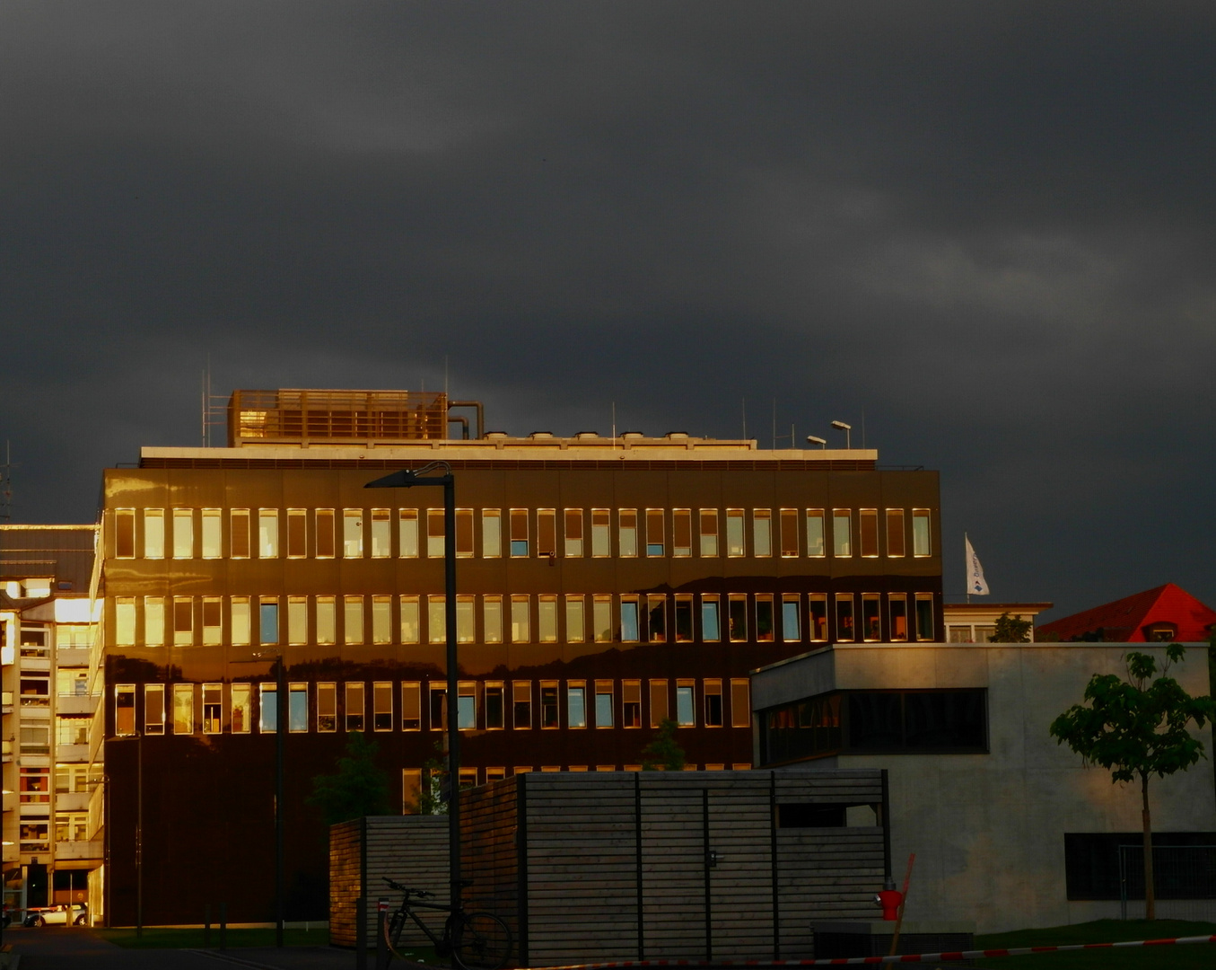 Gewitterwolken über der Stadt