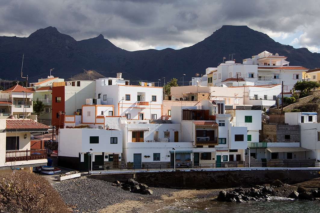 Gewitterwolken über La Caleta