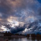 Gewitterwolken über'm Schloss