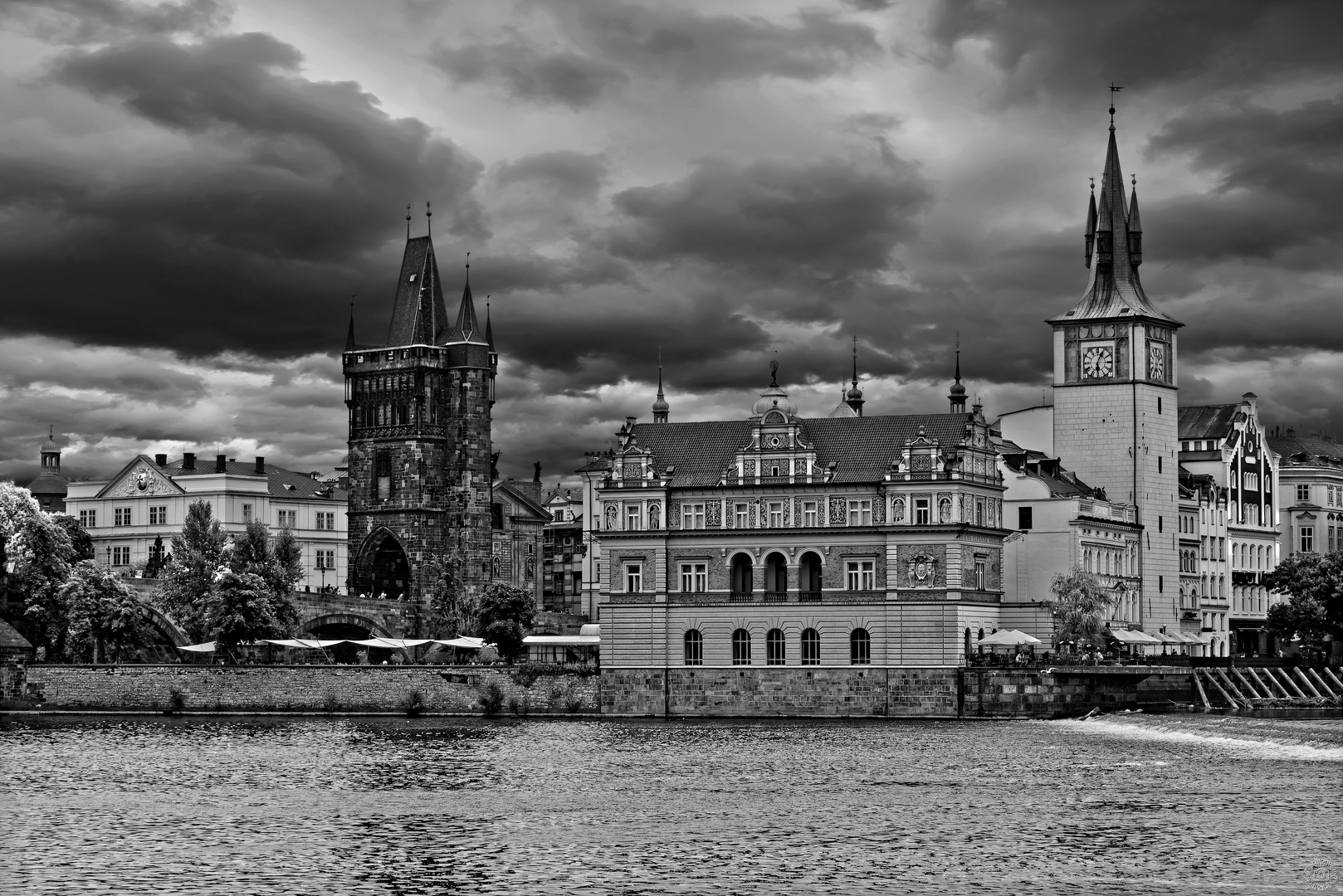 Gewittriges Prag