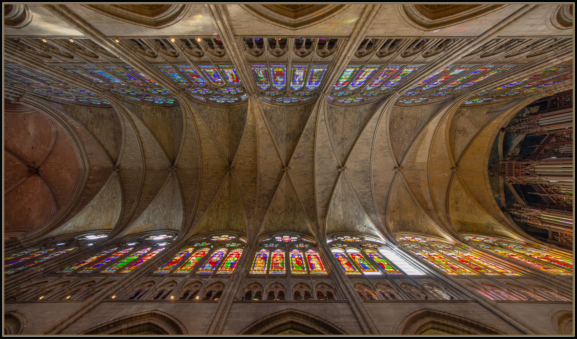 Gewölbe der Kathedrale von Saint-Denis