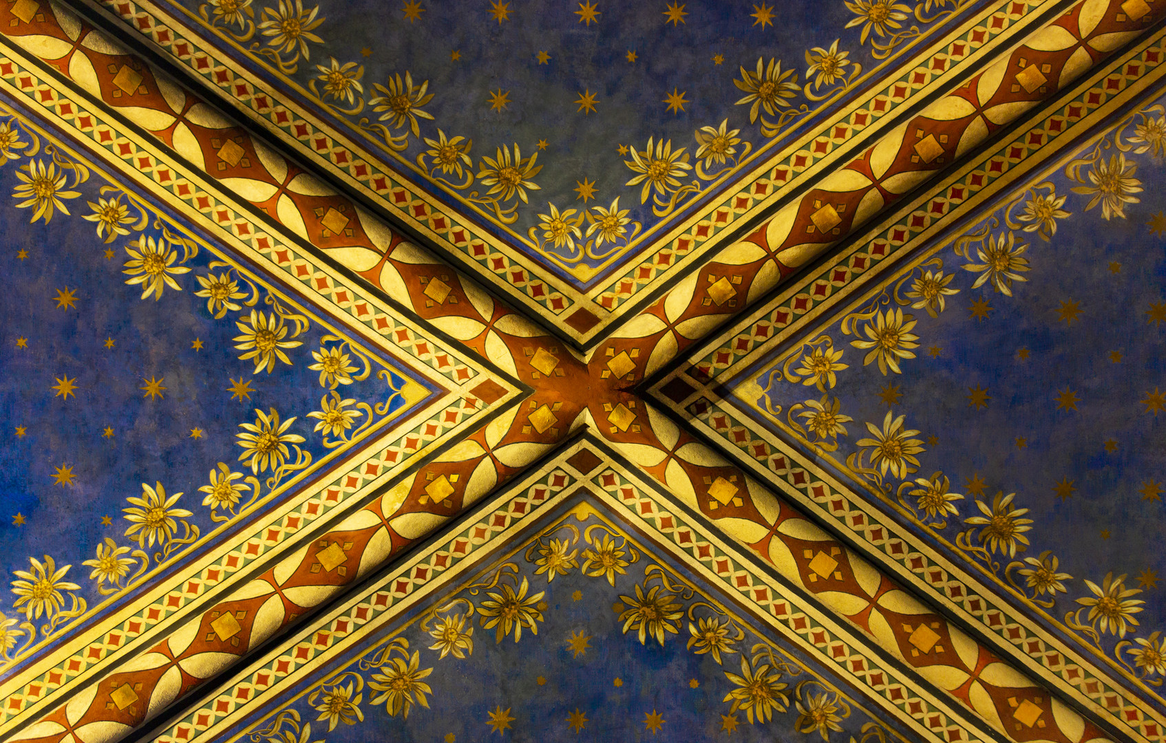 Gewölbe in der Kathedrale von Arezzo