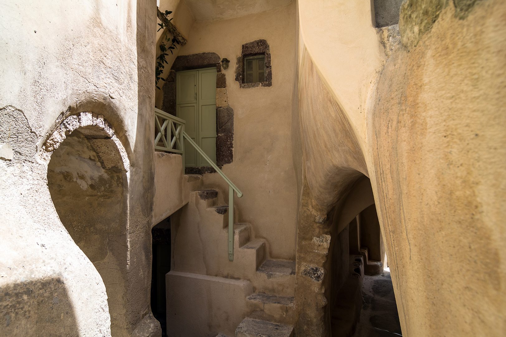 Gewölbe mit Treppe