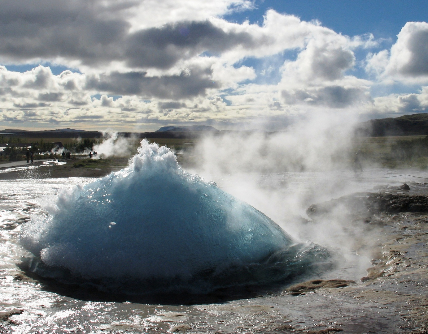 Geysir-Blase kurz vor dem Ausbruch