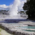 Geysir und Sinterterrassen