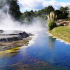 Geysir und Sinterterrassen