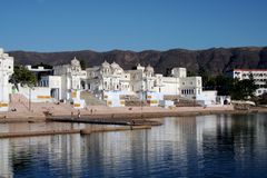 Ghats at Lake Pushkar