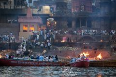 Ghats auf denen die Leichenverbrennungen durchgeführt werden