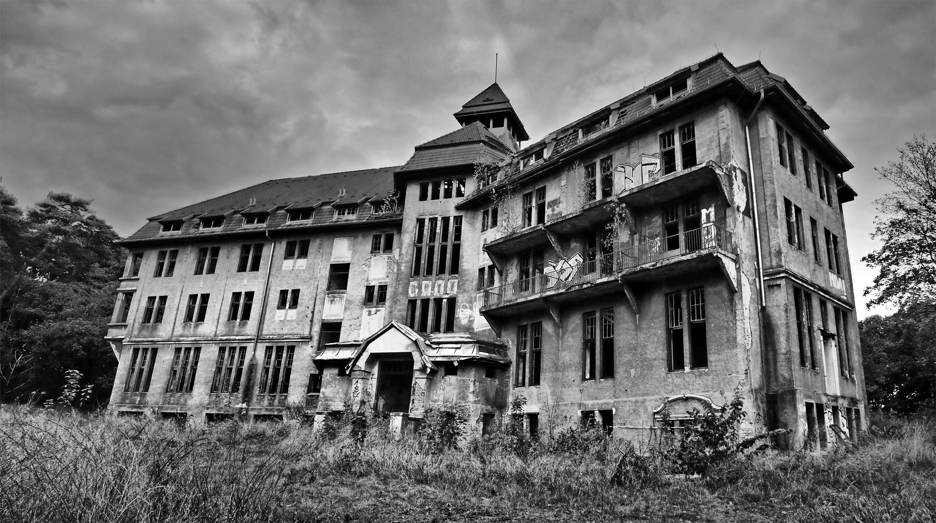 Ghost Hotel