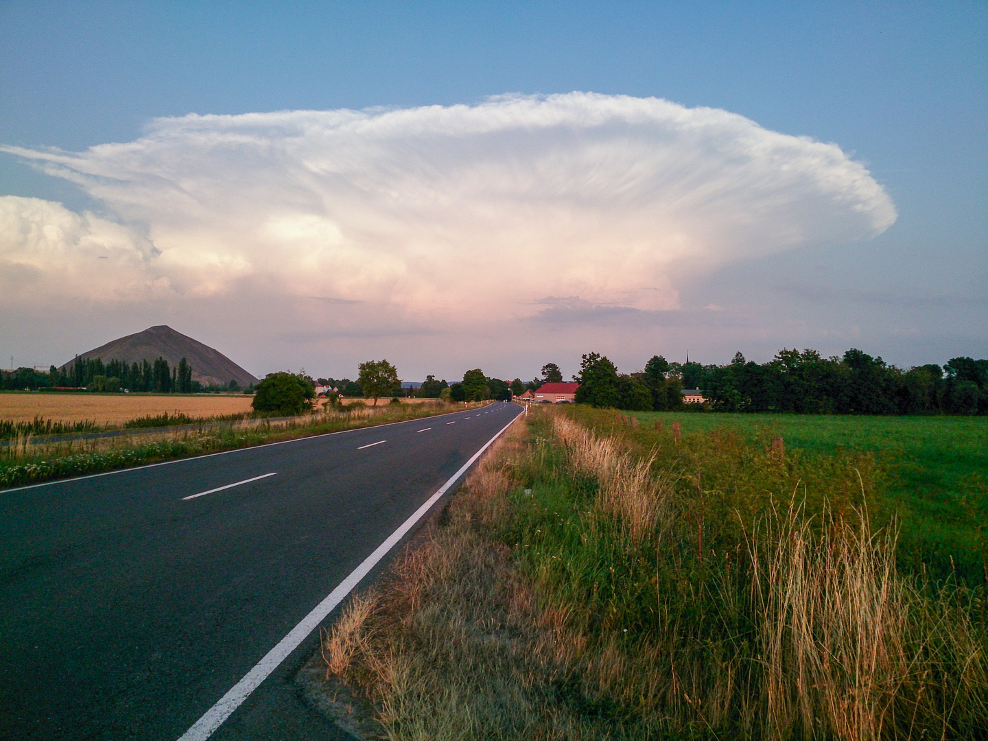 Giant Kumulis Cloud