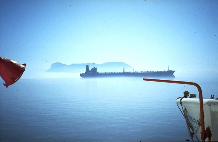 gibraltar-abyss in blauer freudenstund