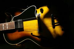 Gibson ES 175...