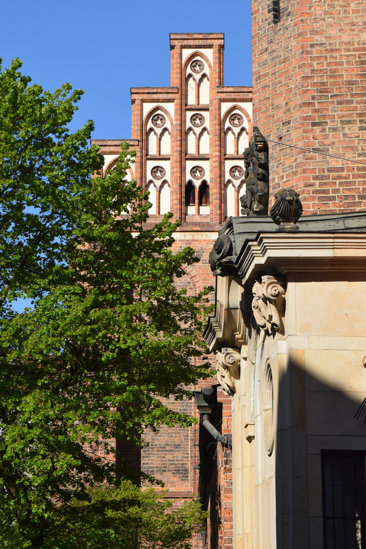 Giebel der Nikolaikirche