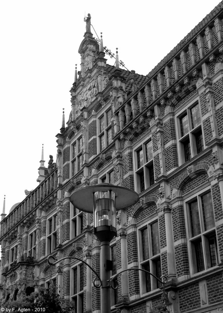 "Giebel" (Historisches Rathaus in Bocholt)