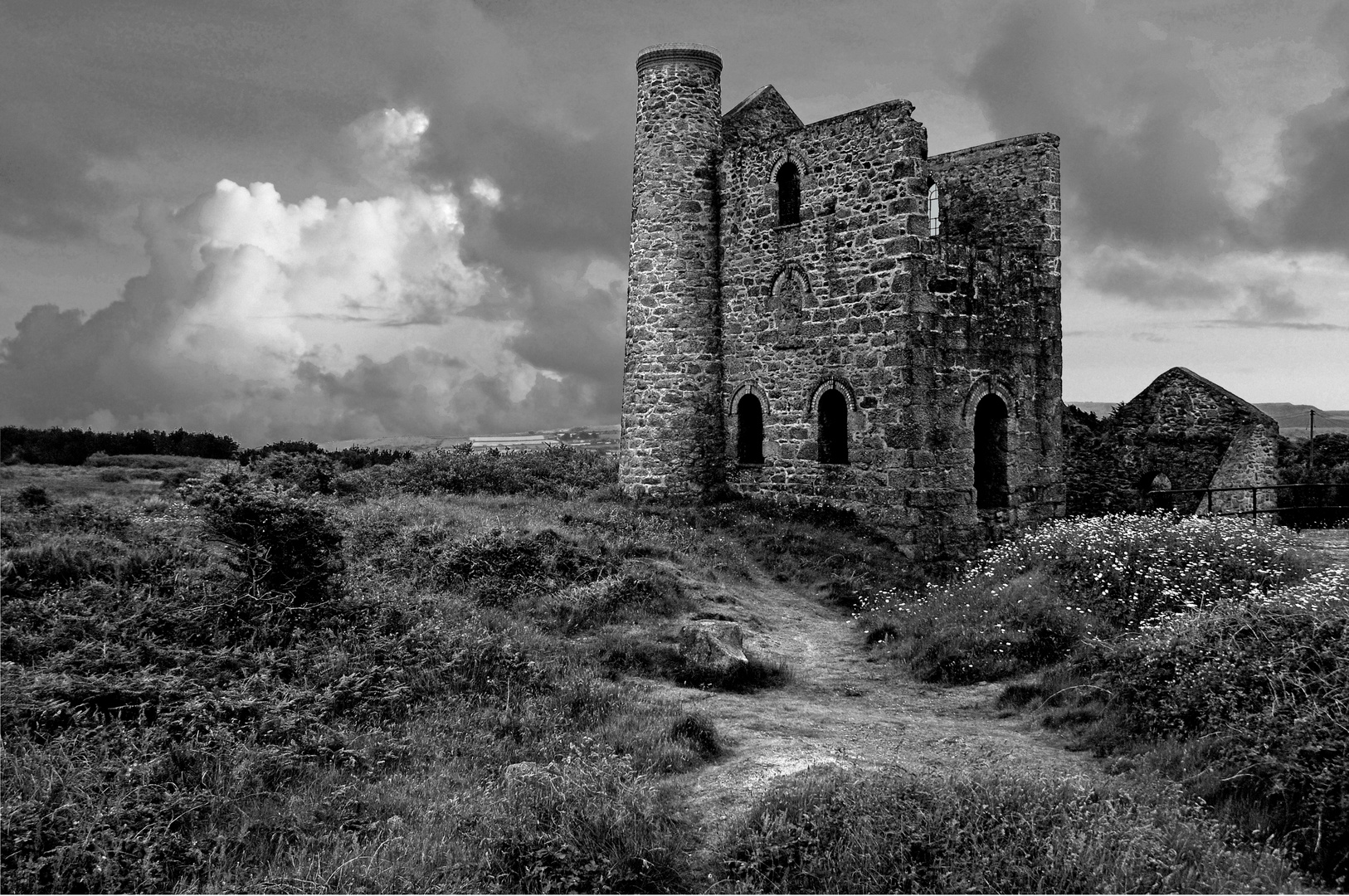 Giew Tin Mine engine house ruin