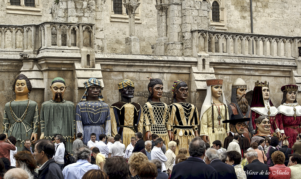 ...gigantes y cabezudos...