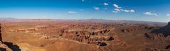 Gigantische Weite mit Canyons