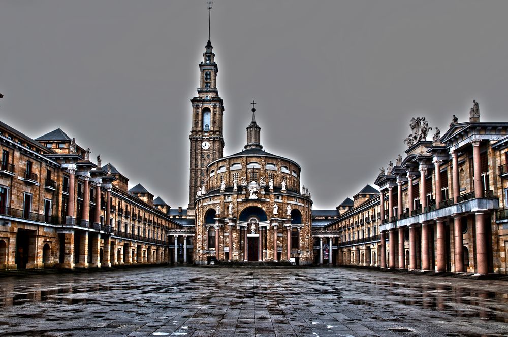 Gijón by Jesús González García de Marina 