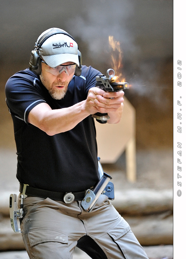 gimme fuel, gimme fire, gimme that which i desire Foto & Bild