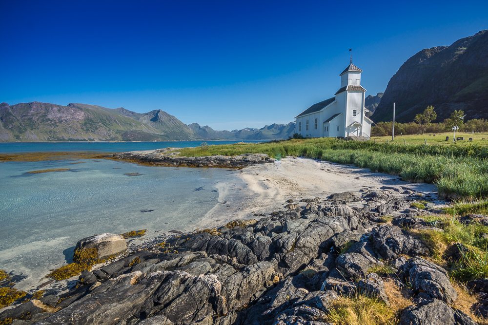 Gimsøy kirke