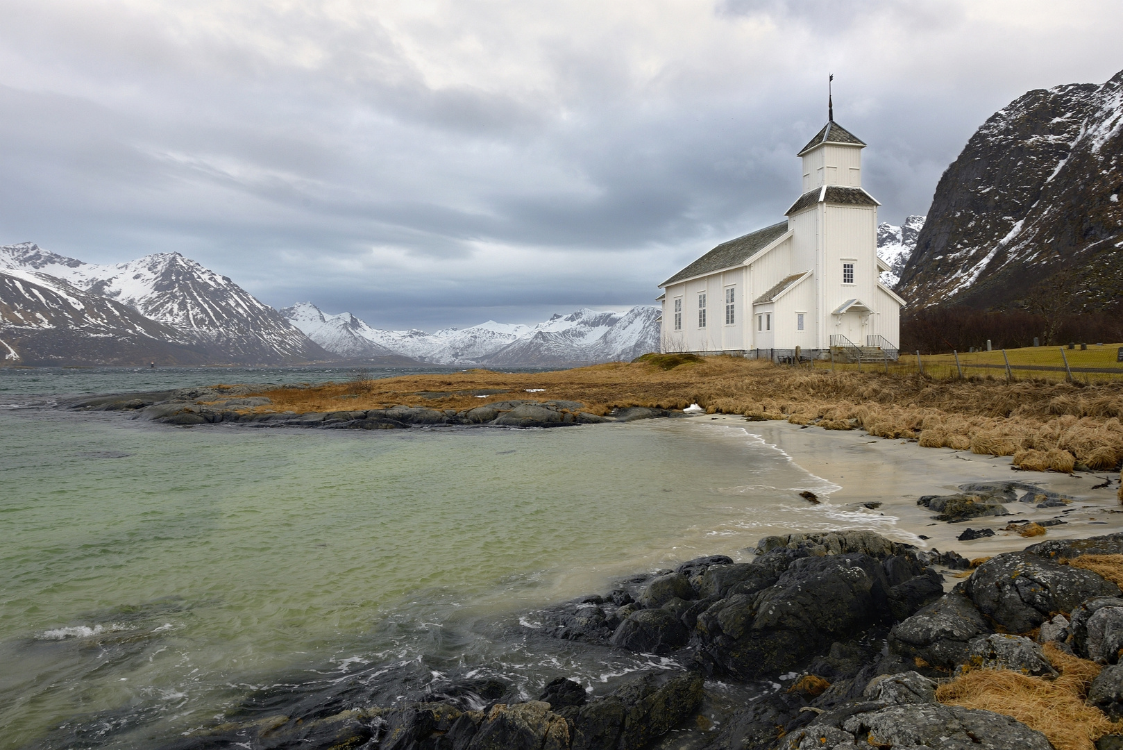 Gimsøy kirke