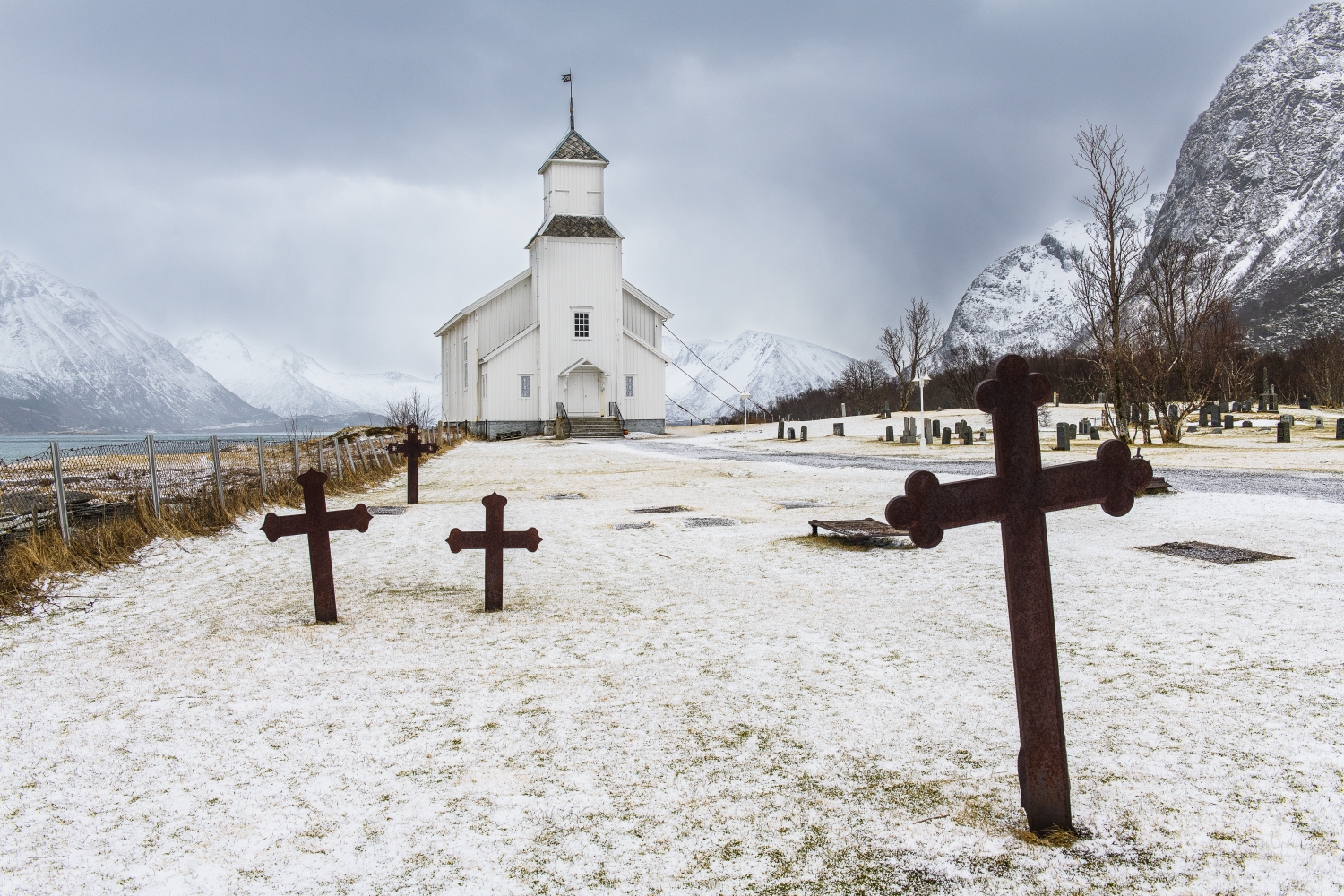 Gimsøy kirke