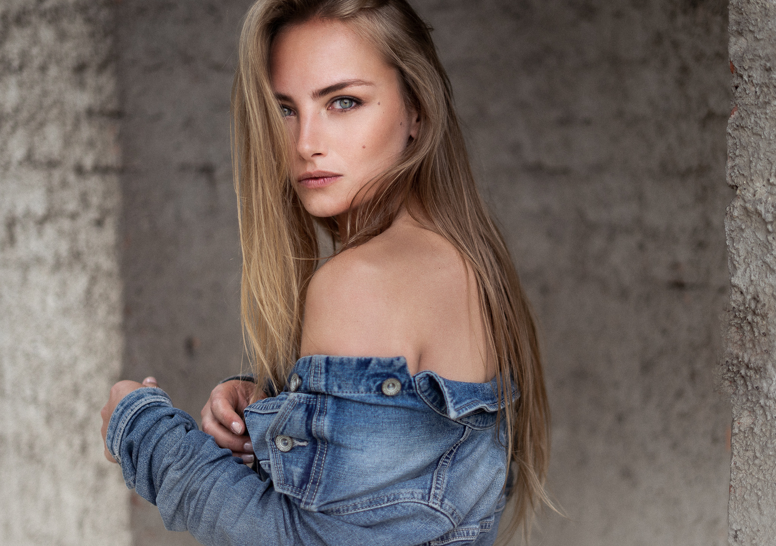 Gina Foto & Bild portrait, portrait frauen, outdoor Bilder auf
