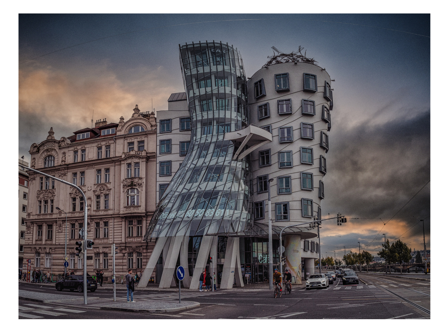 Ginger & Fred - das tanzende Haus in Prag